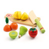 plateau et couteau avec fruits et légumes